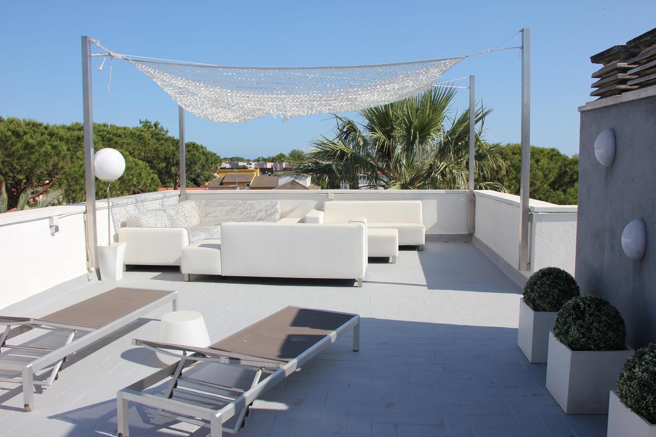 Apartamentos Caru Castelldefels Buitenkant foto
