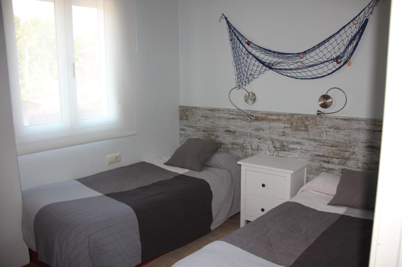 Apartamentos Caru Castelldefels Buitenkant foto