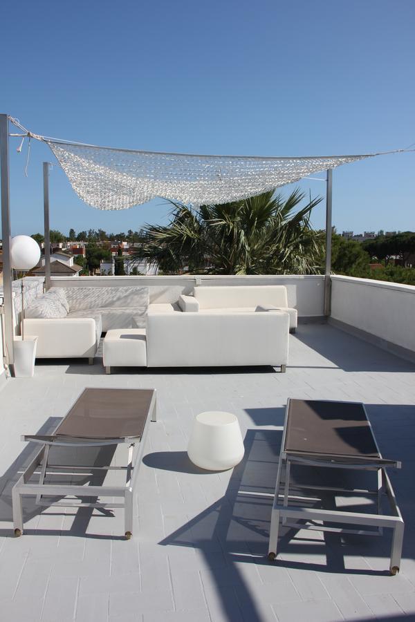 Apartamentos Caru Castelldefels Buitenkant foto