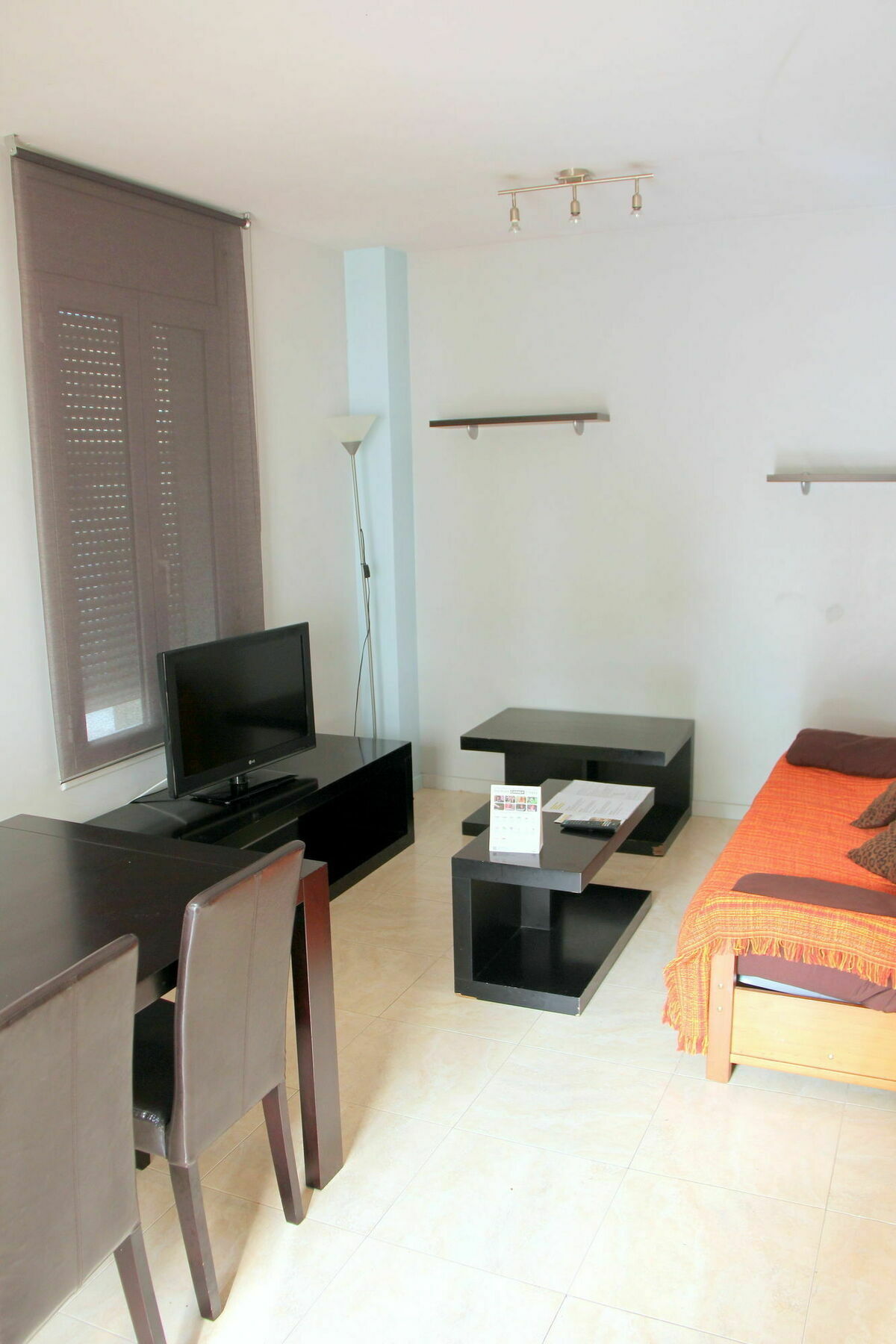Apartamentos Caru Castelldefels Buitenkant foto